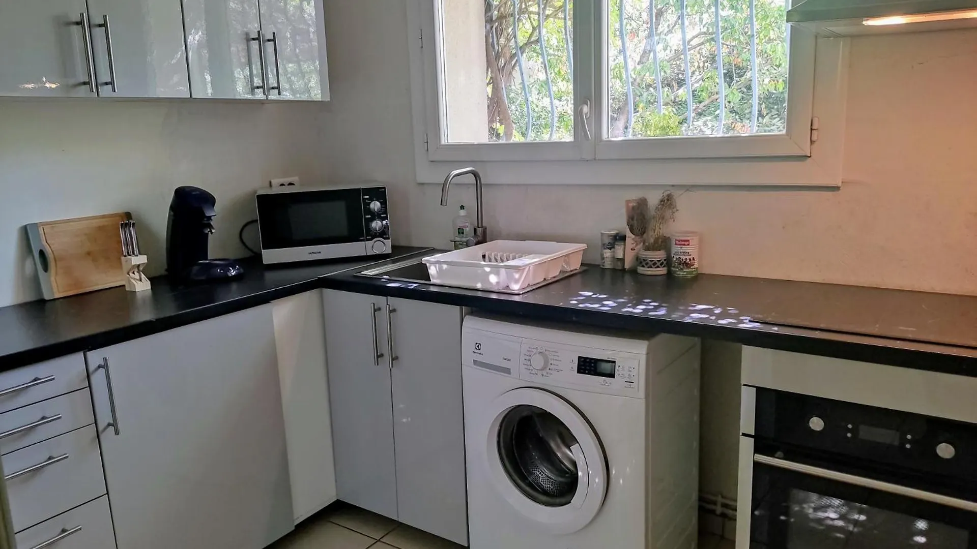 Two-Bedroom Villa Provencal Aix-en-Provence 0*,  France