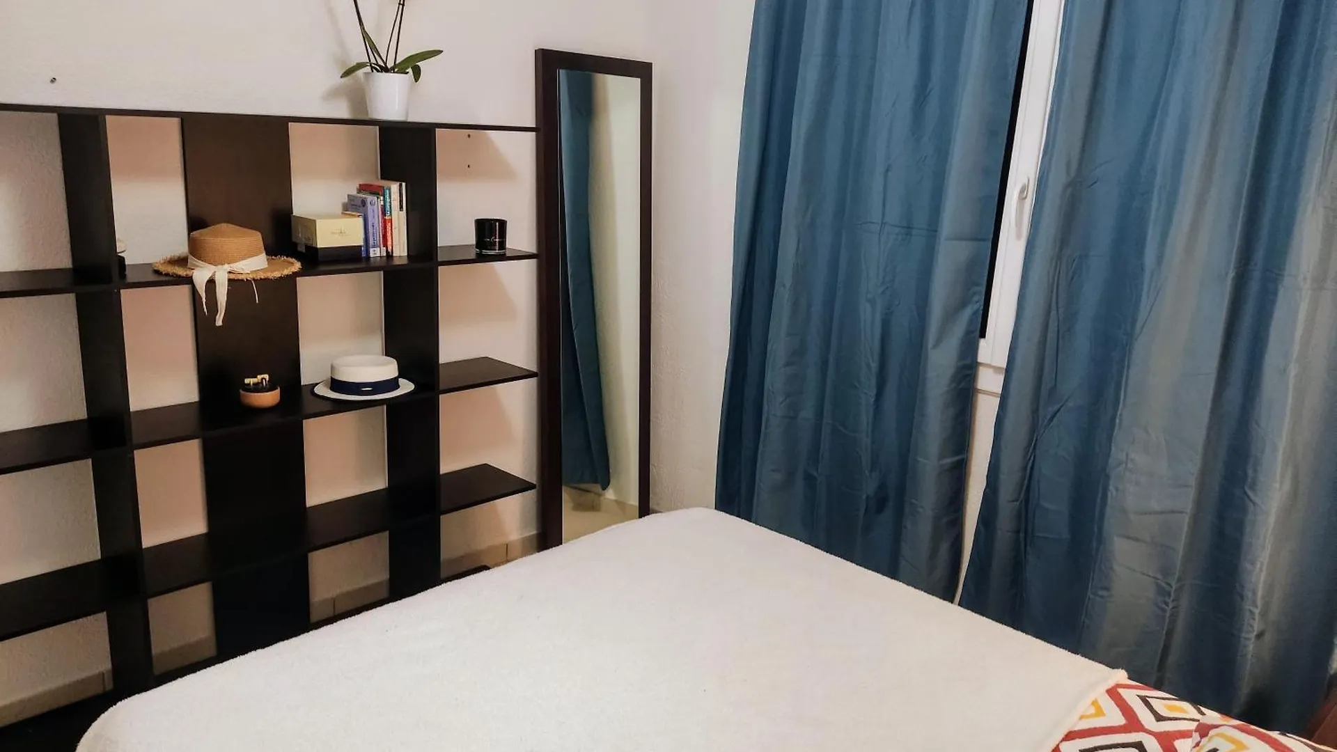 Two-Bedroom Villa Provencal Aix-en-Provence Bed & Breakfast