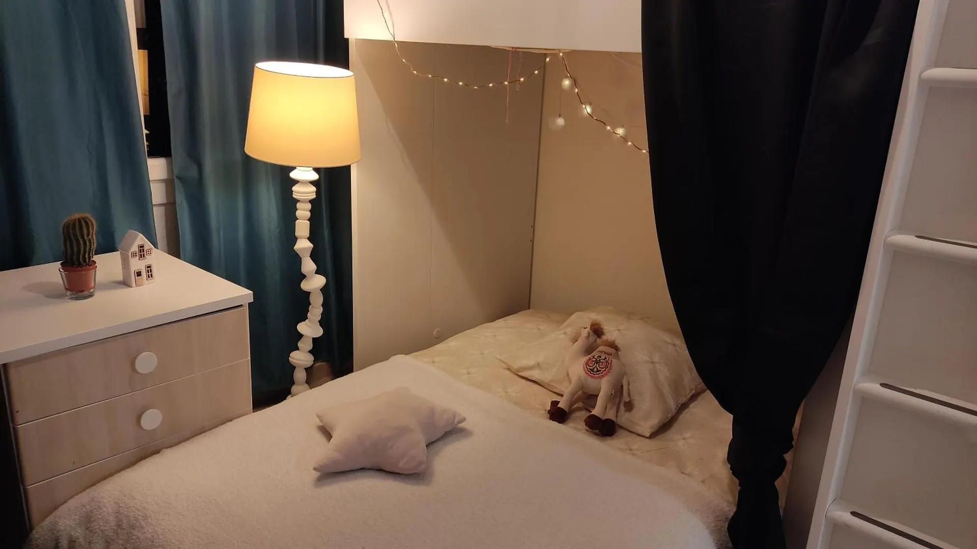 Two-Bedroom Villa Provencal Aix-en-Provence Bed & Breakfast